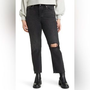 Brand new Levi’s Wedgie Ripped High Waist Crop Straight Leg Jeans💖